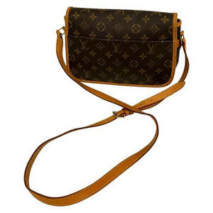 Louis Vuitton Shoulder Crossbody Monogram Brown Bag Sologne